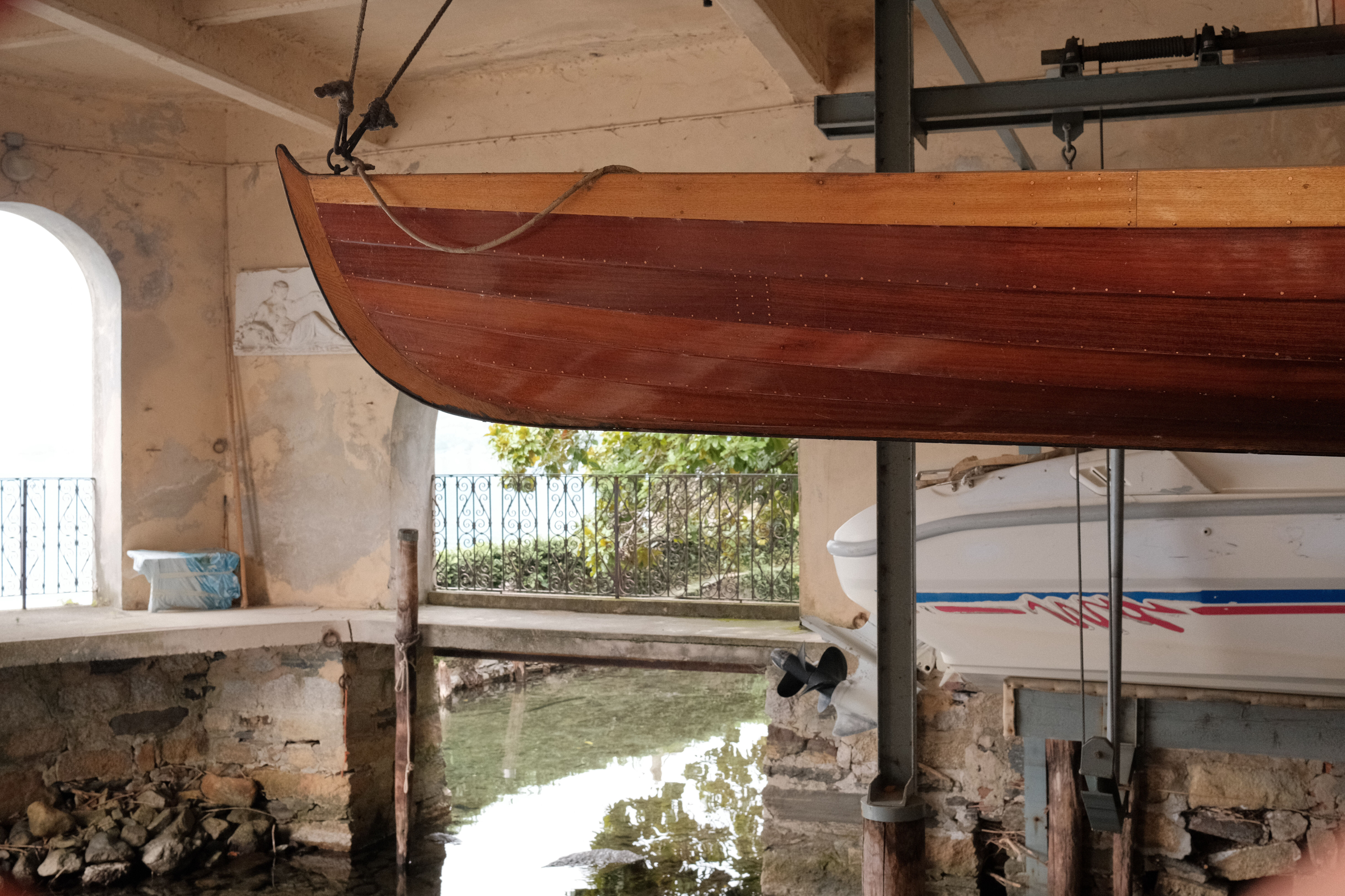 Hanging boats